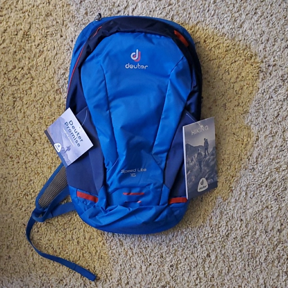 BRAND NEW Deuter Speed Lite 16